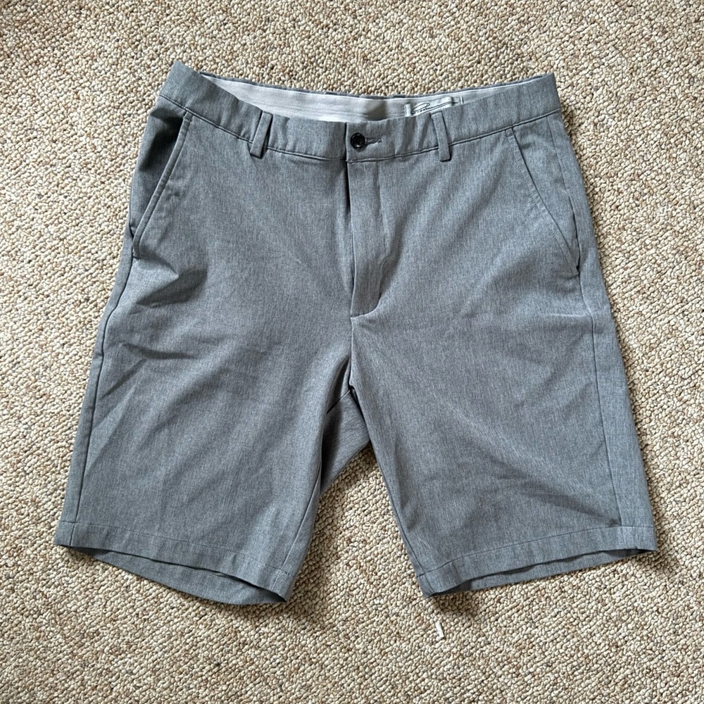 Greg Norman Collection Charcoal Flat Front Shorts